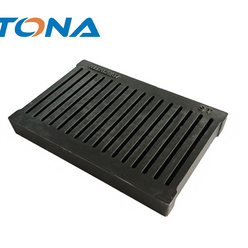 Square manhole cover (2)